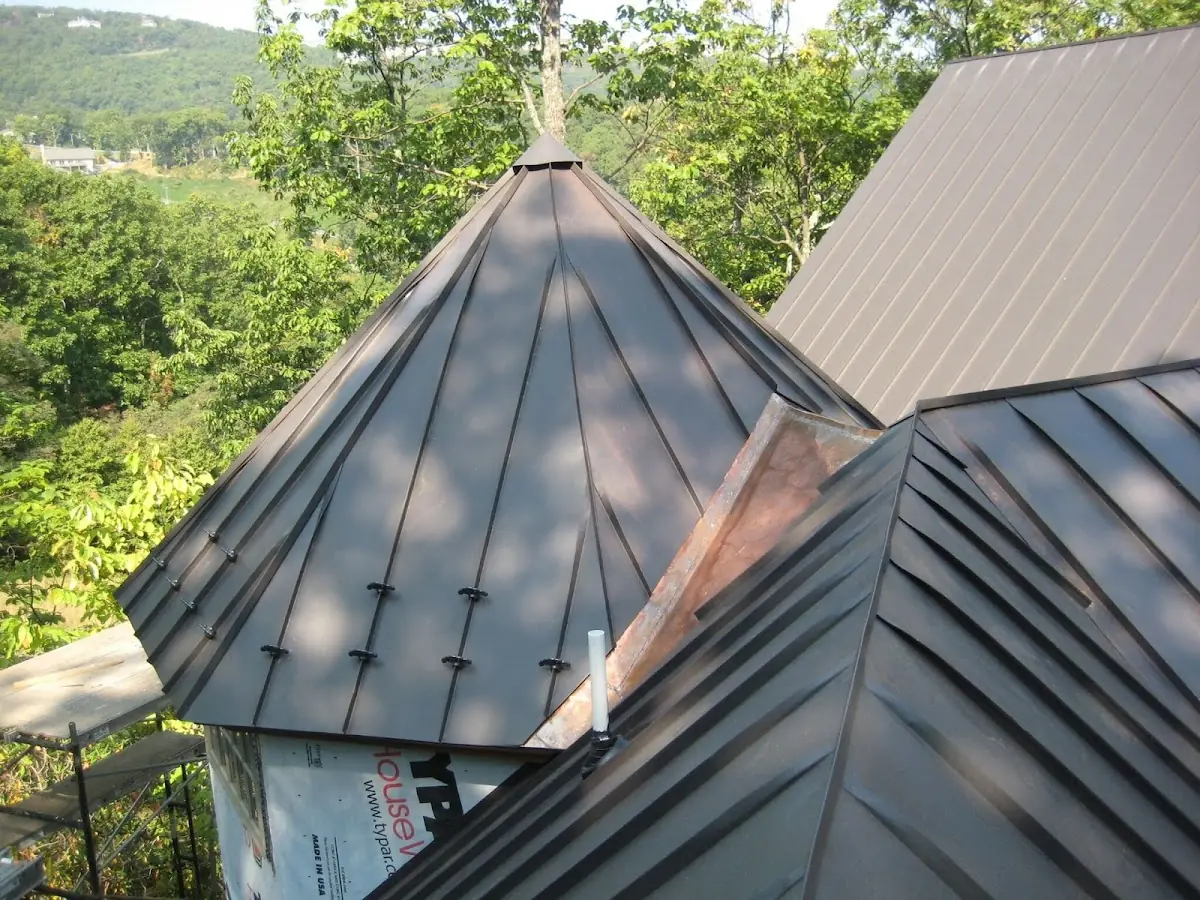 Professional Gutter Cleaning by Craftsman Roofing in West Loch Estate